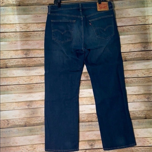 Levi’s Jeans in excellent condition - Picture 2 of 3